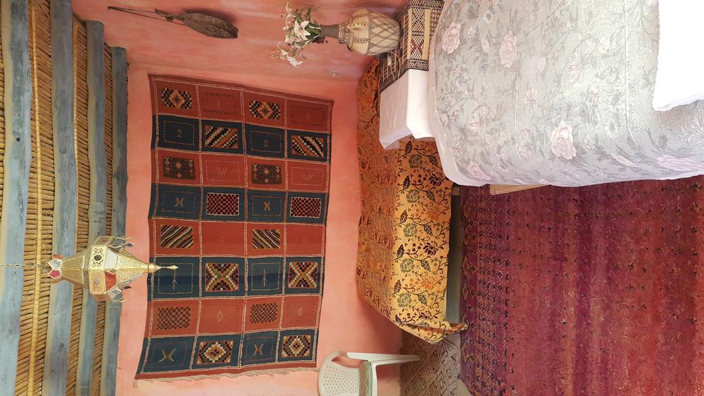 Auberge Chez Julia Мерзуга Экстерьер фото
